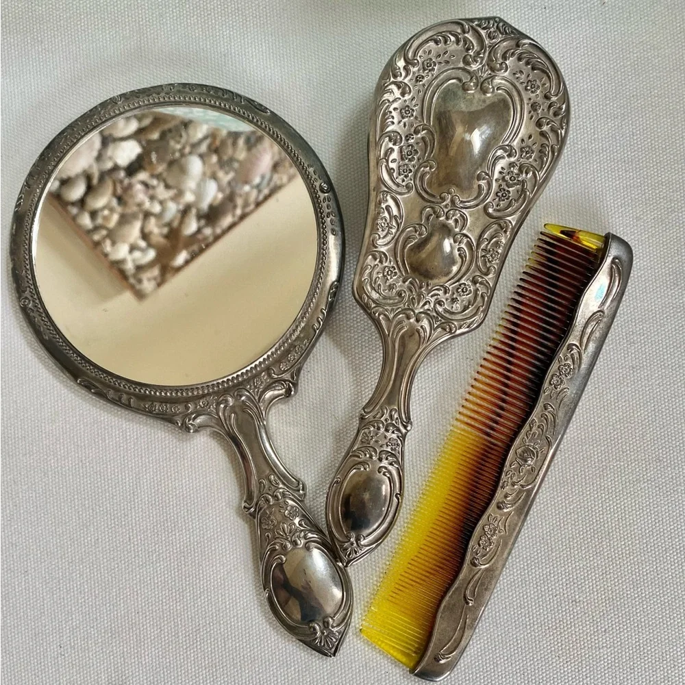 Vtg 3 Piece Vanity Set Art Nouveau Floral Mirror Brush Comb Heavy Silver Plate